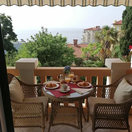 Salus, Maruna * Opatija