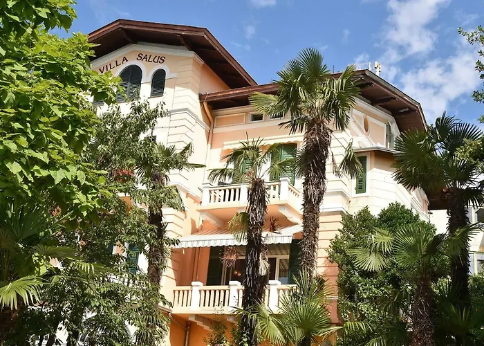 Salus, Maruna * Opatija