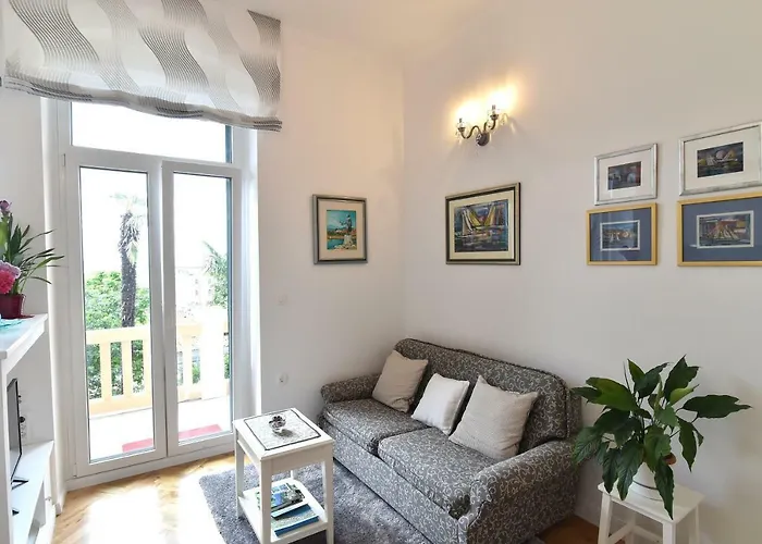 Salus, Maruna Apartment Opatija